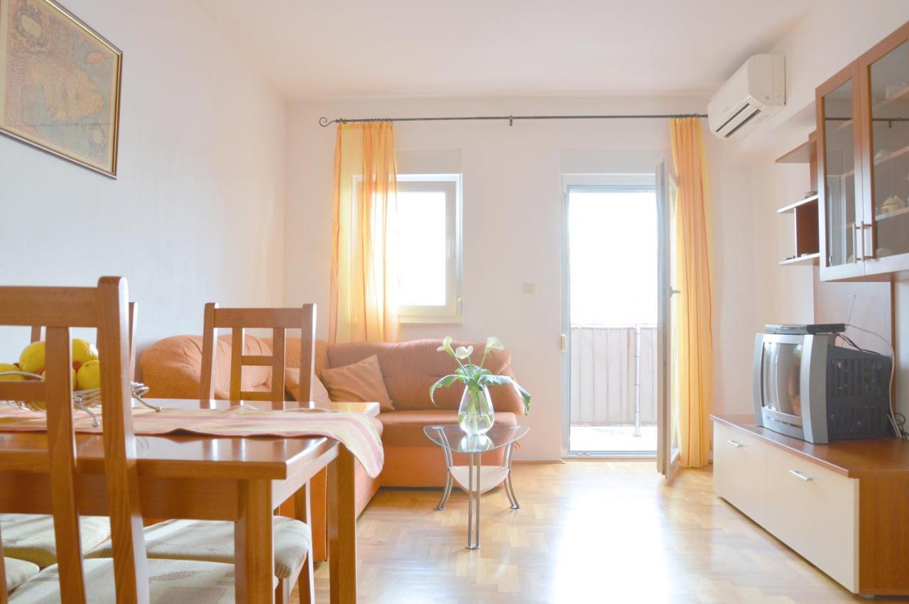 Apartment Riva Sea View Umag Exterior photo